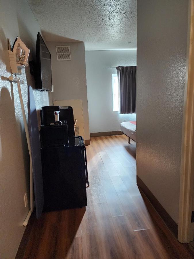 Motel 6-Biloxi, Ms - Beach Екстер'єр фото