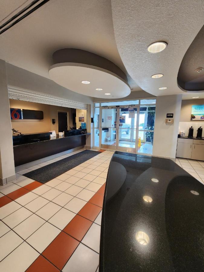 Motel 6-Biloxi, Ms - Beach Екстер'єр фото