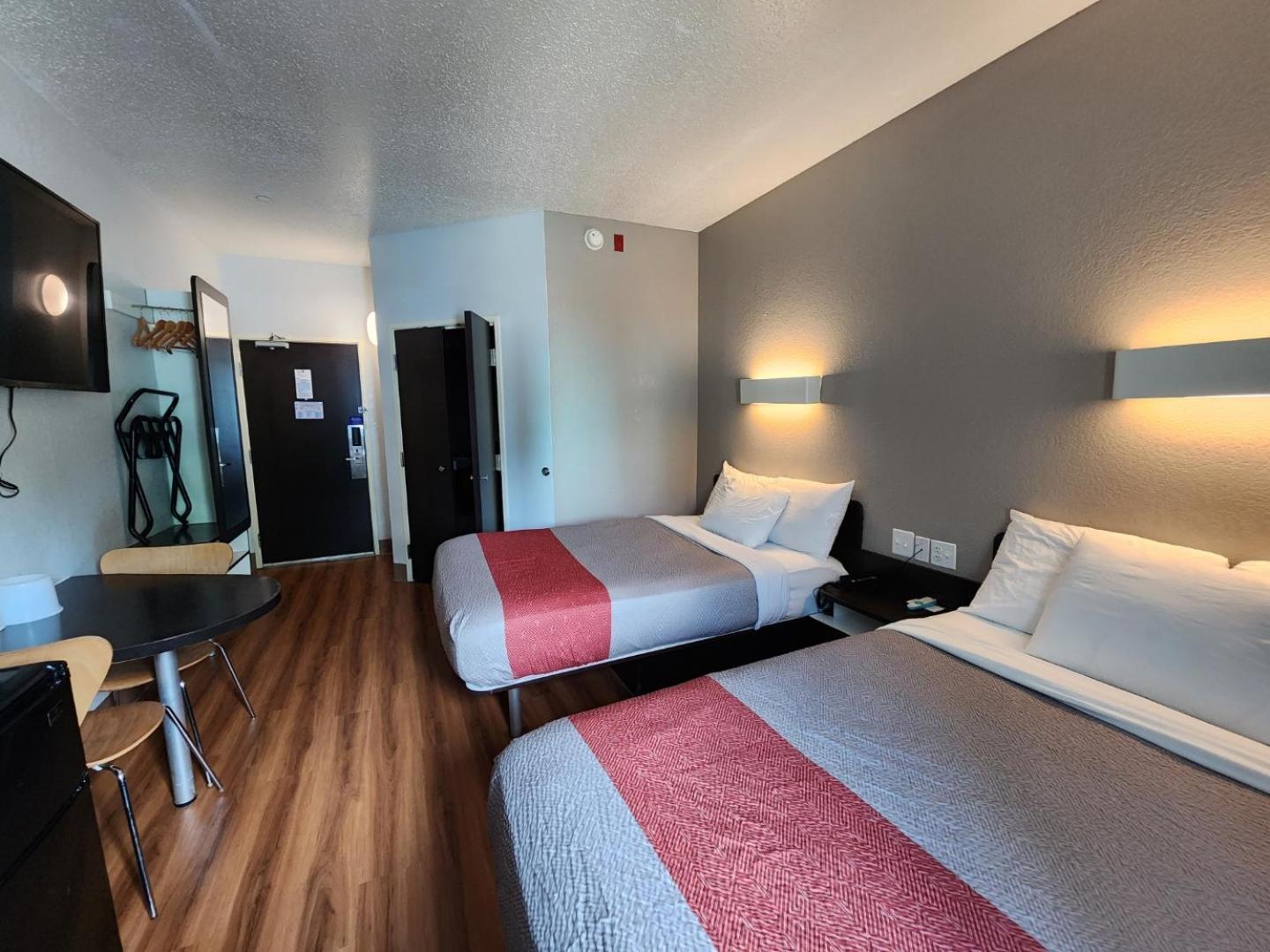 Motel 6-Biloxi, Ms - Beach Екстер'єр фото